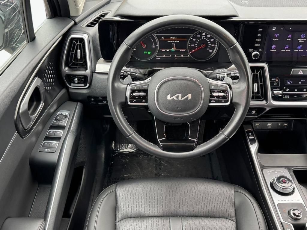 Used 2023 Kia Sorento EX AWD/4WD image 14