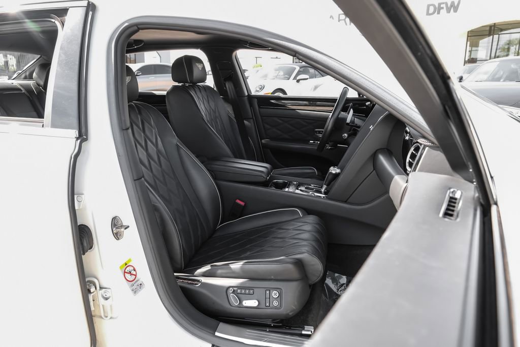 Used 2016 Bentley Flying Spur V8 AWD/4WD image 42