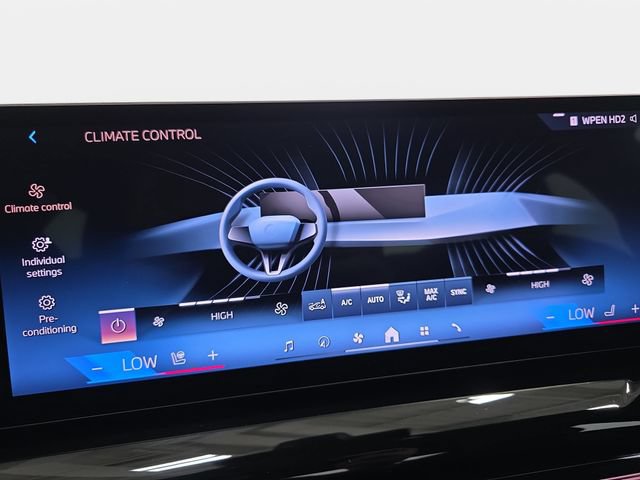 Certified 2024 BMW 530i xDrive w/ Convenience Package AWD/4WD image 21