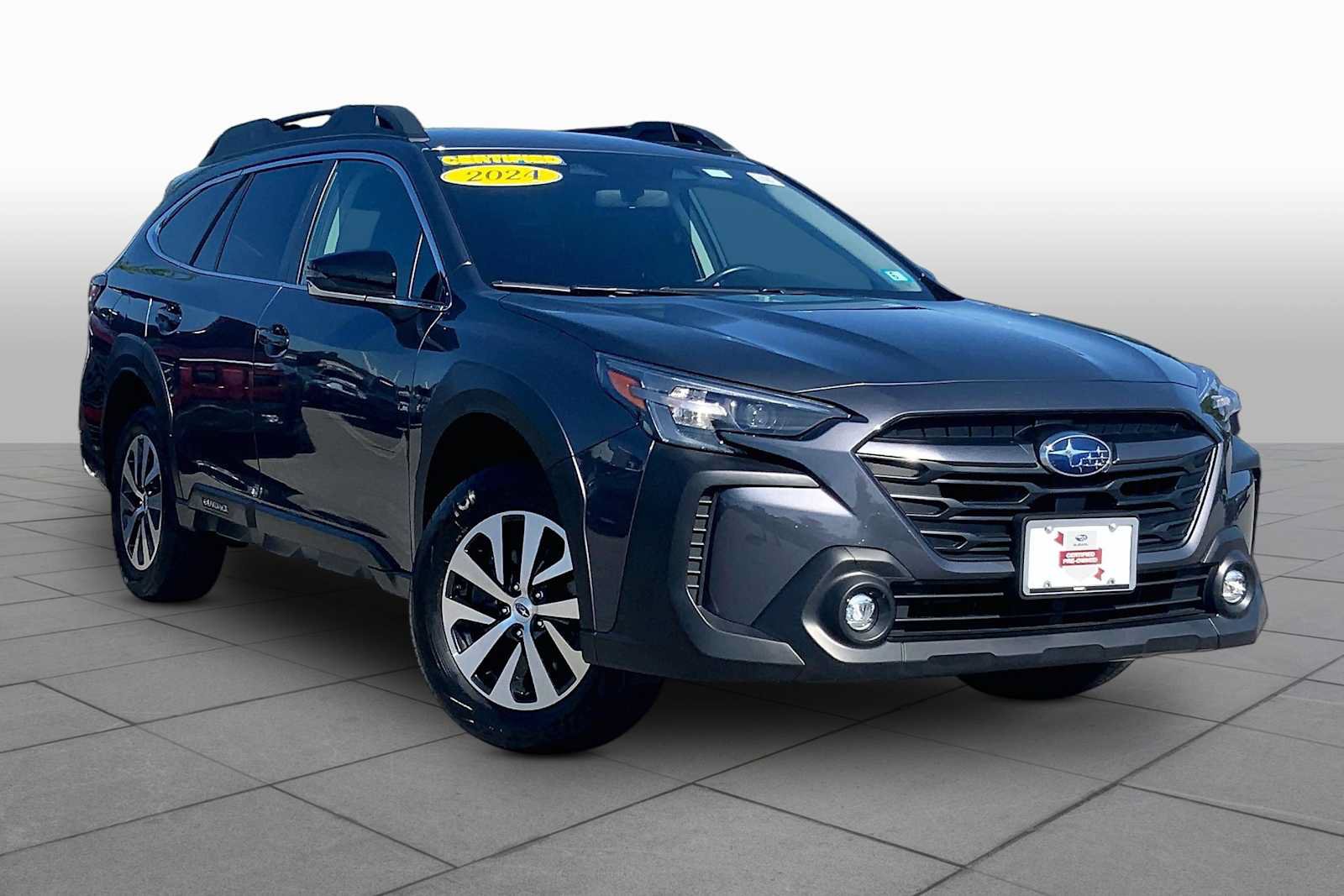 Used 2024 Subaru Outback Premium AWD/4WD image 3