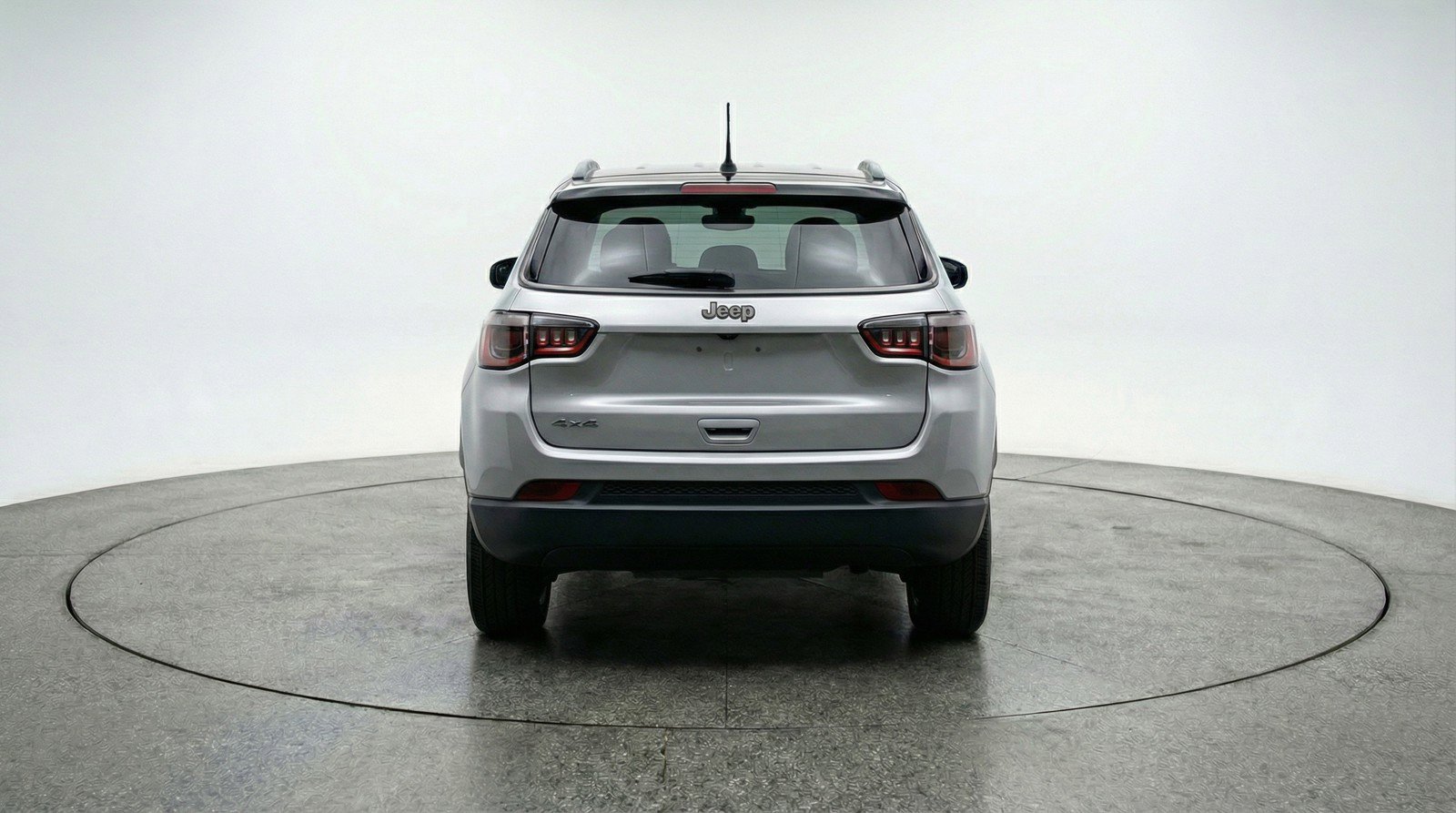 Used 2025 Jeep Compass Trailhawk AWD/4WD image 7