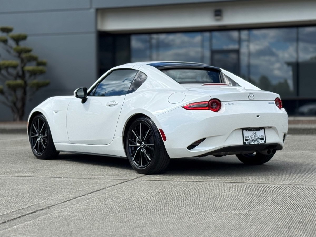 Used 2025 MAZDA MX-5 Miata RF Grand Touring RWD image 6