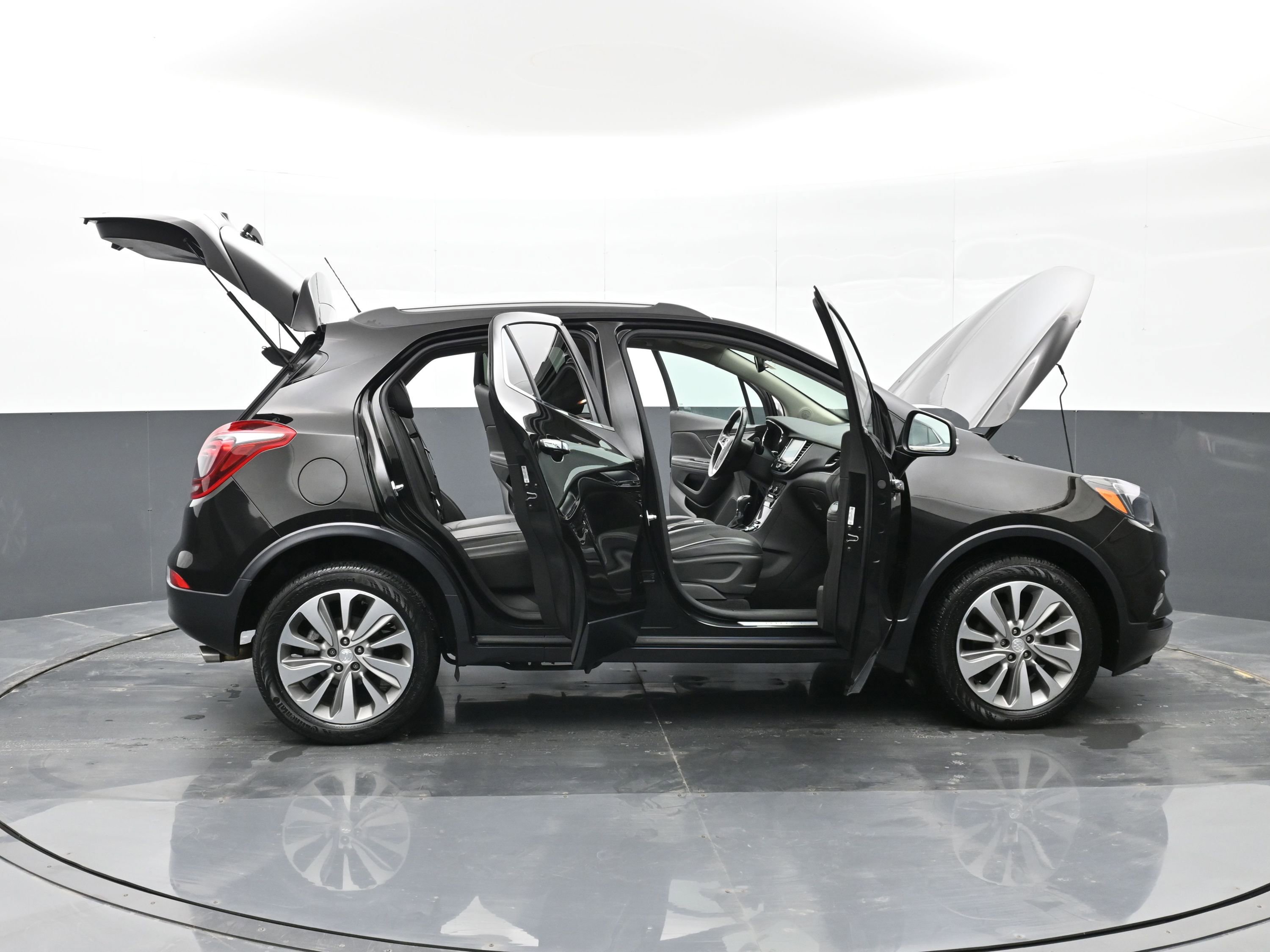 Used 2019 Buick Encore Preferred image 47