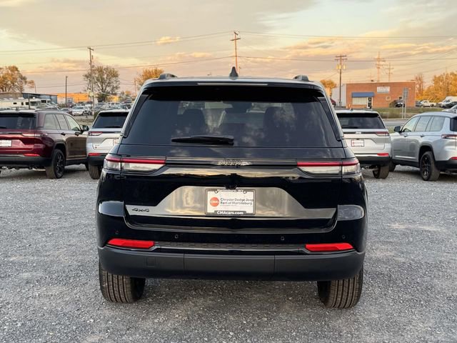 New 2025 Jeep Grand Cherokee Altitude image 20