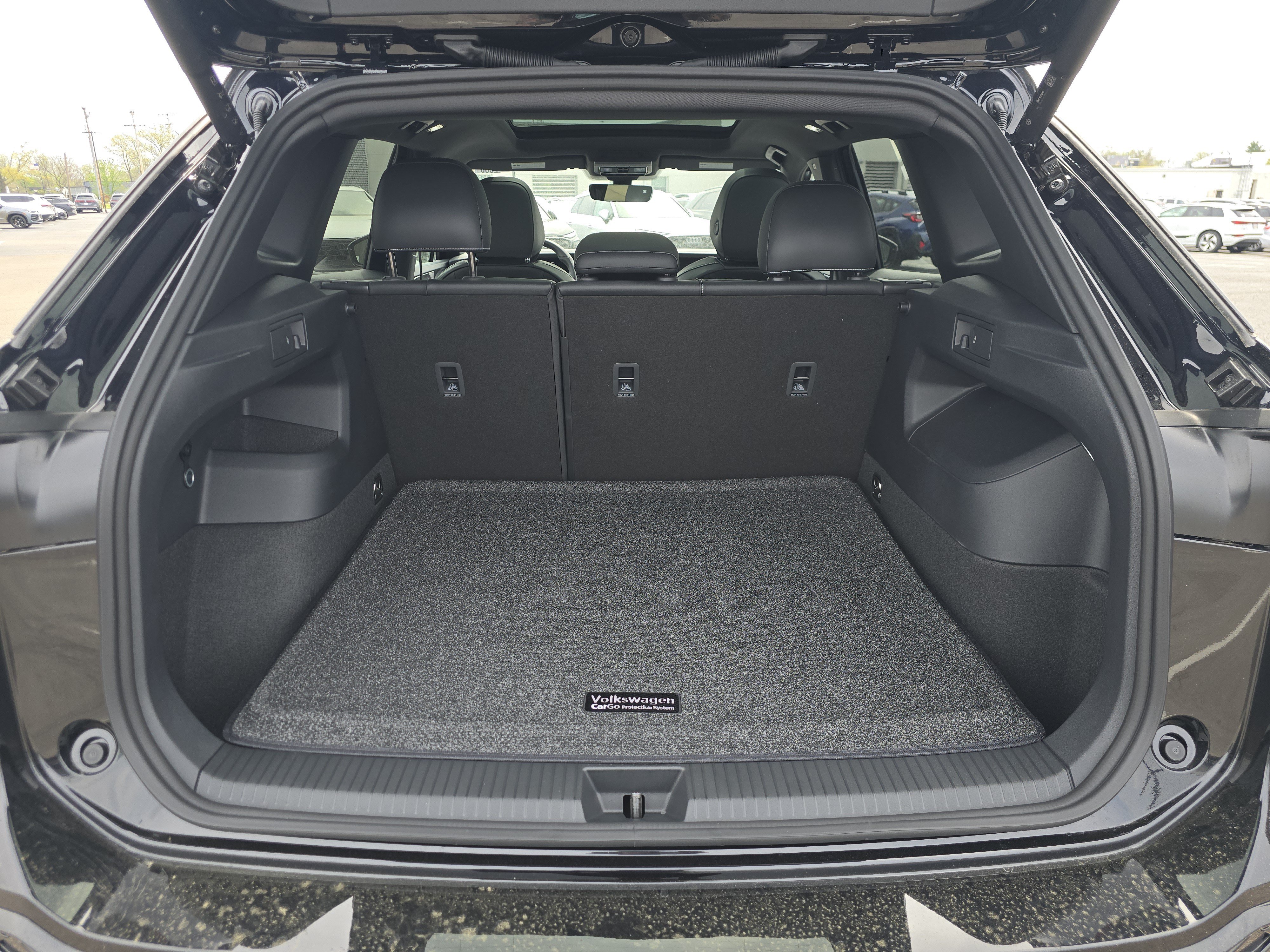 New 2026 Volkswagen Tiguan SE R-Line AWD/4WD image 15