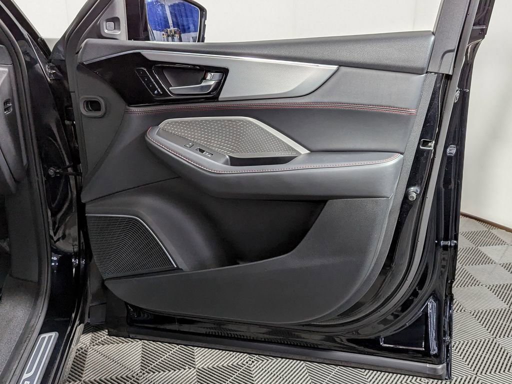 Used 2022 Acura MDX A-Spec image 29