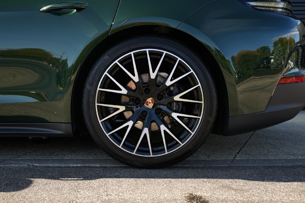 Certified 2026 Porsche Panamera 4 AWD/4WD image 12