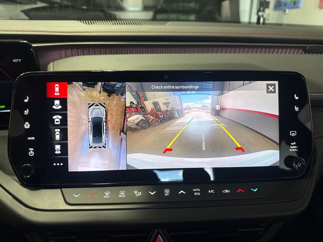 Used 2024 Dodge Charger R/T w/ Plus Group image 93