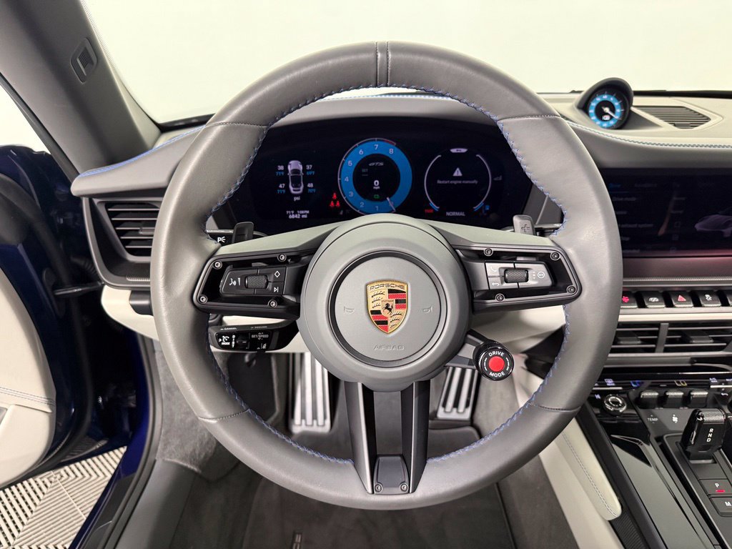 Certified 2025 Porsche 911 Carrera GTS RWD image 22
