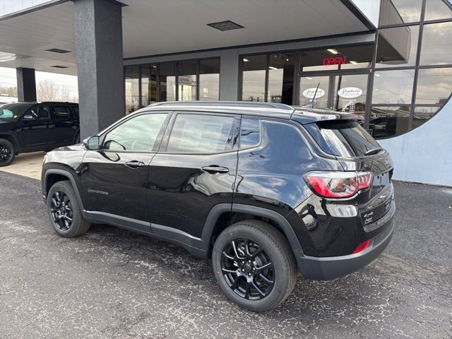 New 2026 Jeep Compass Latitude AWD/4WD image 5