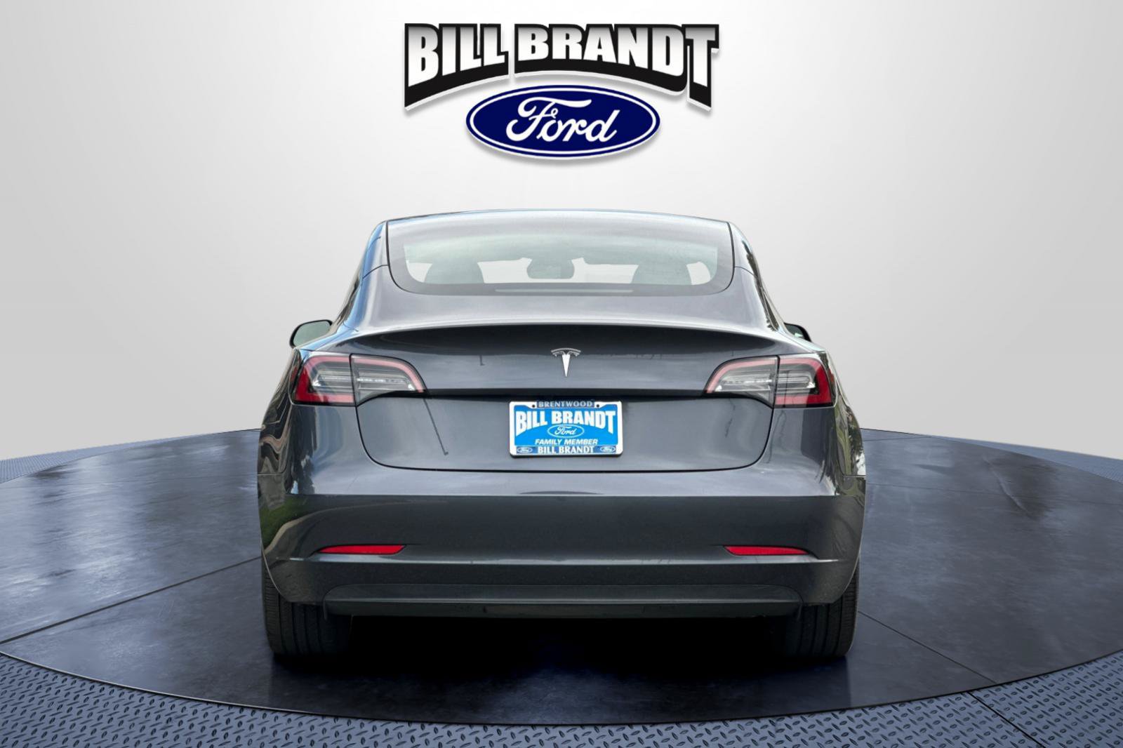 Used 2023 Tesla Model 3 Standard Range RWD image 4
