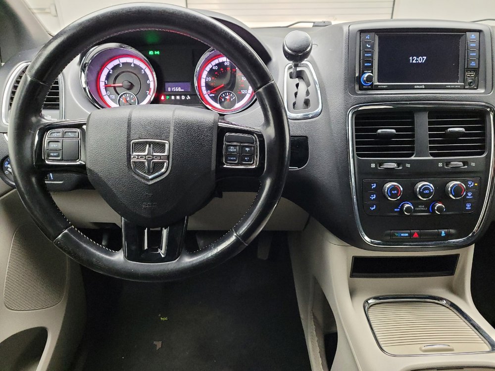 Used 2019 Dodge Grand Caravan SXT image 22
