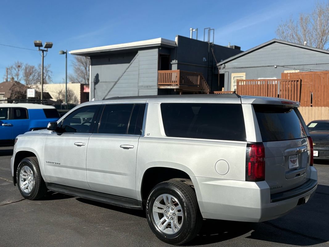 Used 2020 Chevrolet Suburban LT AWD/4WD image 6