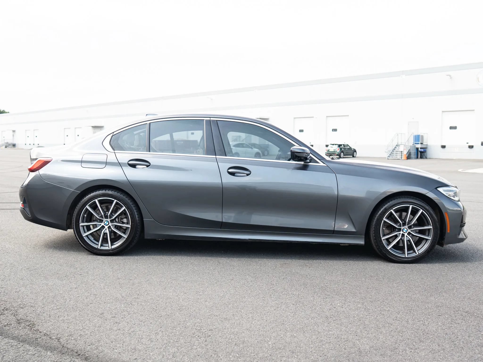 Used 2020 BMW 330i Sedan w/ Convenience Package RWD image 7