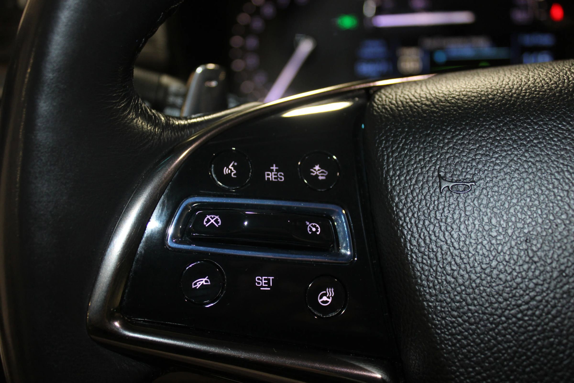 Used 2019 Cadillac CTS Luxury RWD image 17
