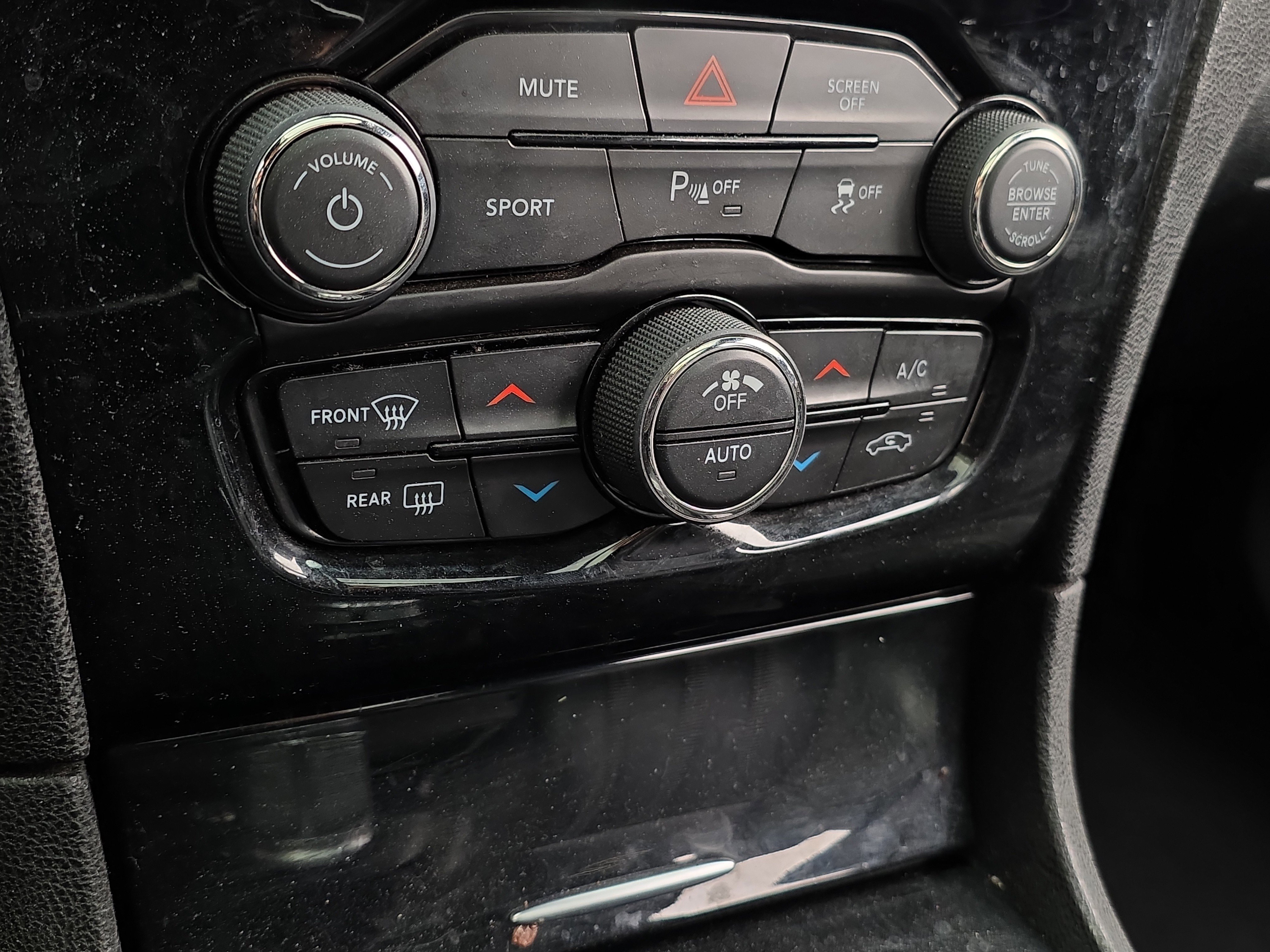 Used 2021 Chrysler 300 S image 20