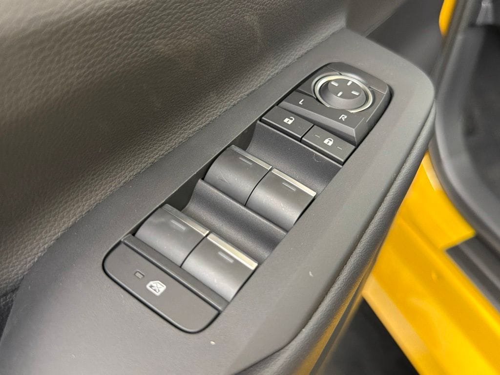 New 2027 Toyota Prius FWD image 17
