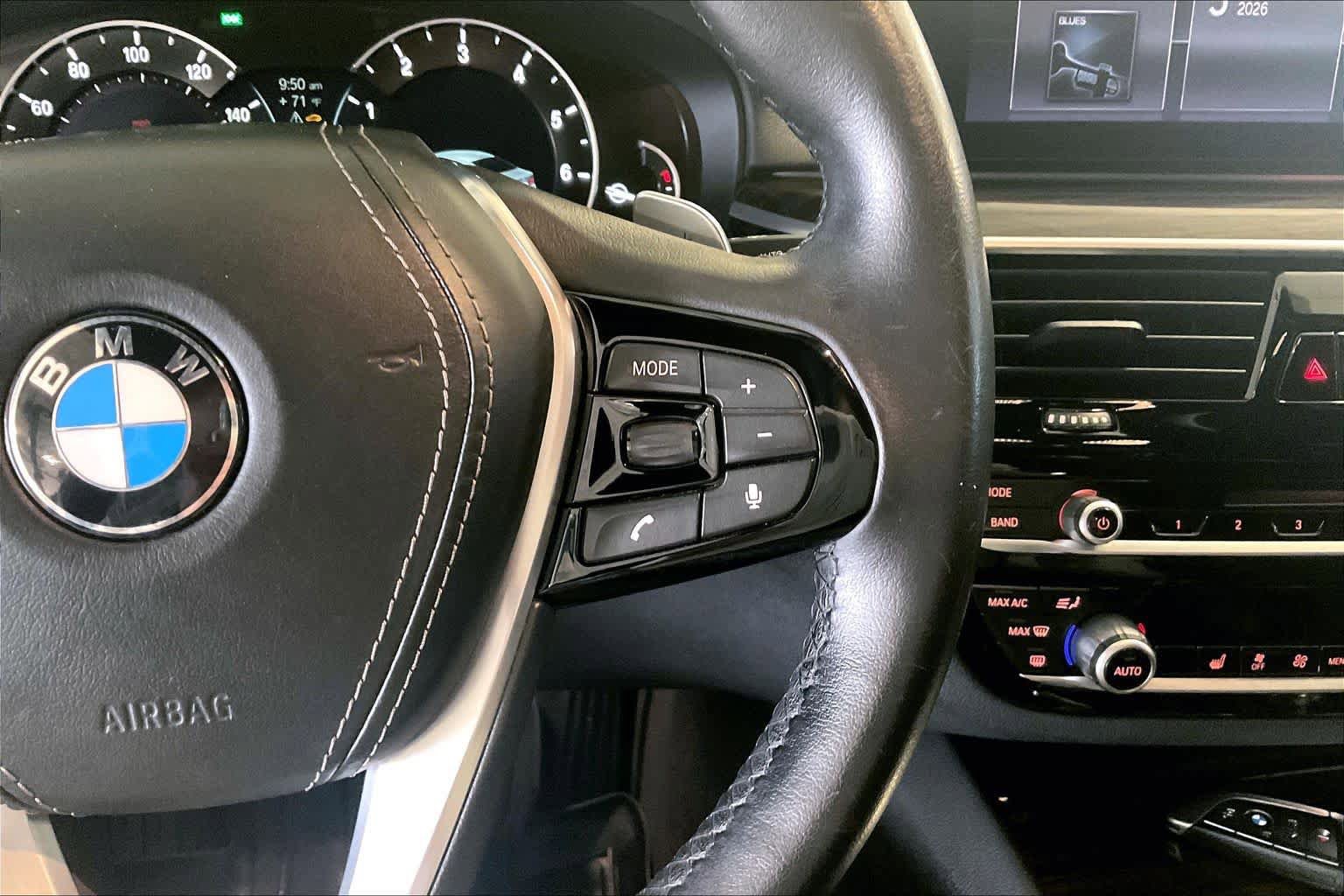 Used 2019 BMW 530i w/ Convenience Package RWD image 22