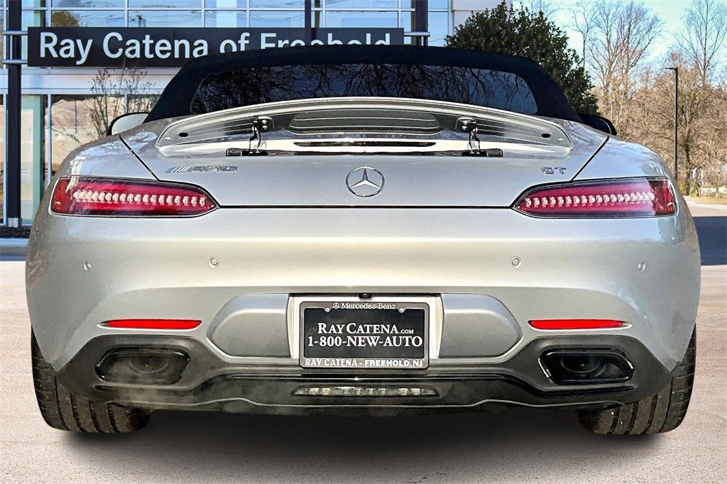 Used 2018 Mercedes-Benz AMG GT Roadster image 4