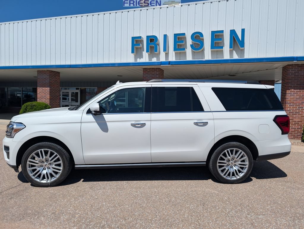 Used 2024 Ford Expedition Max Limited AWD/4WD image 2