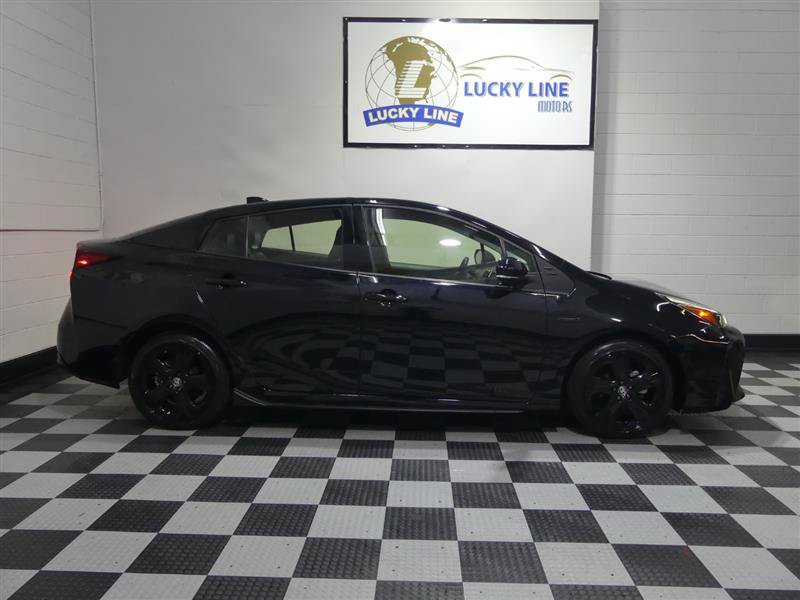 Used 2022 Toyota Prius FWD image 6