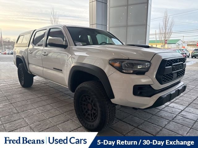 Used 2023 Toyota Tacoma TRD Pro image 2