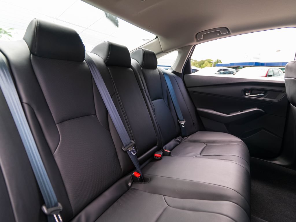 Used 2025 Honda Accord EX-L image 39