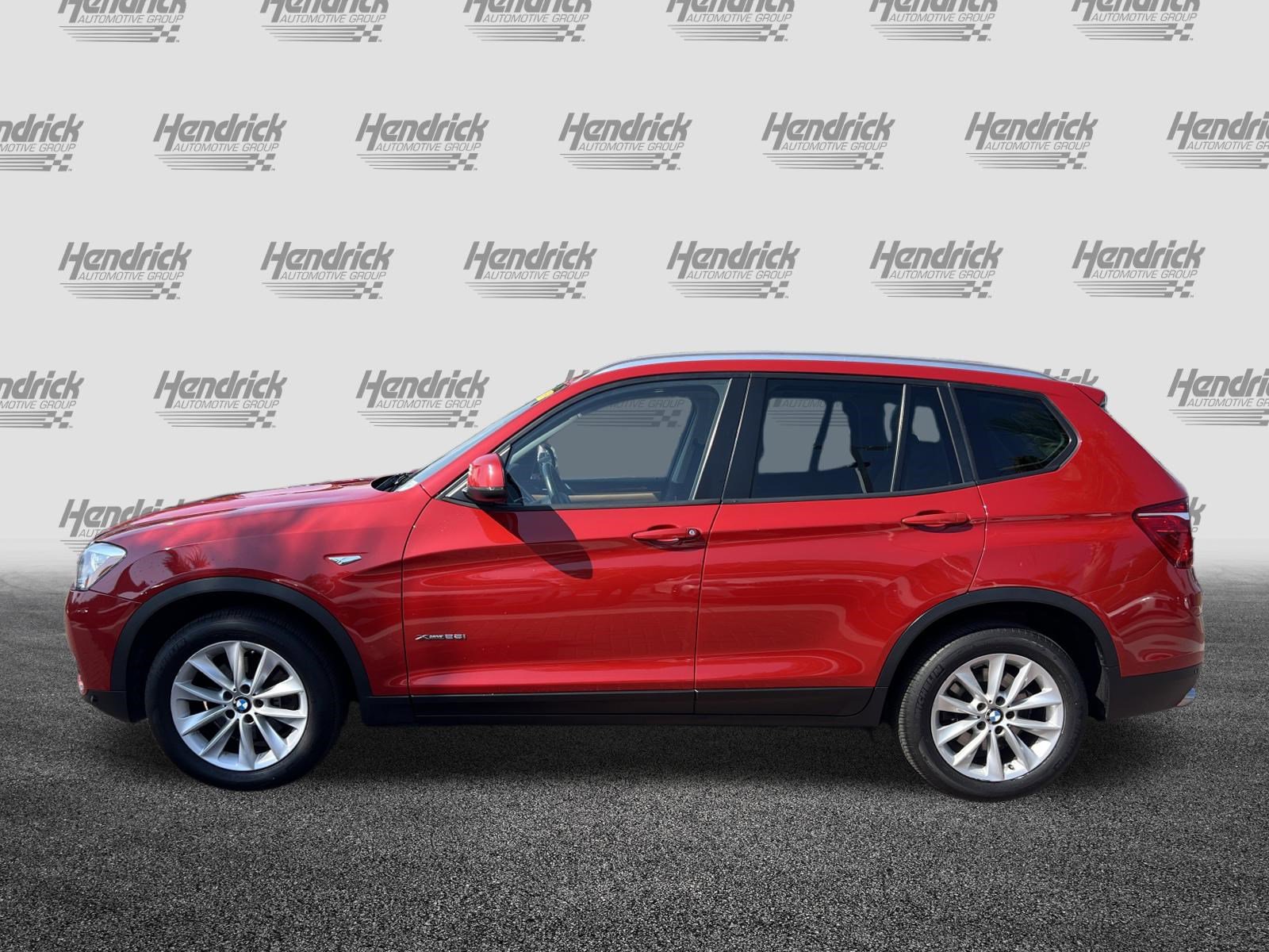 Used 2017 BMW X3 xDrive28i AWD/4WD image 7