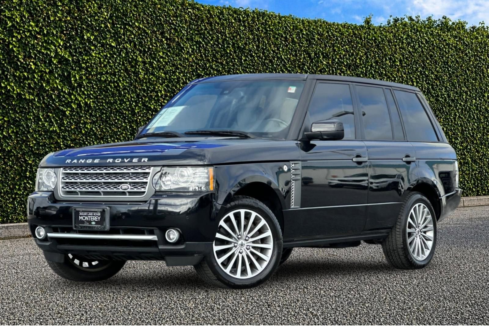 Used 2011 Land Rover Range Rover Supercharged AWD/4WD image 8