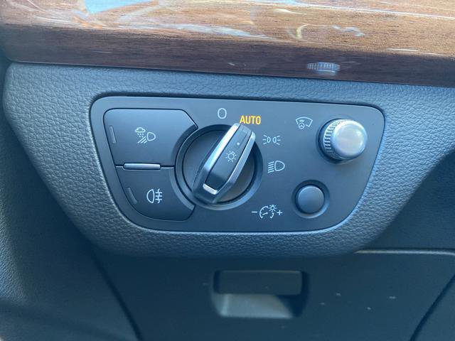 Used 2021 Audi Q5 Prestige image 29