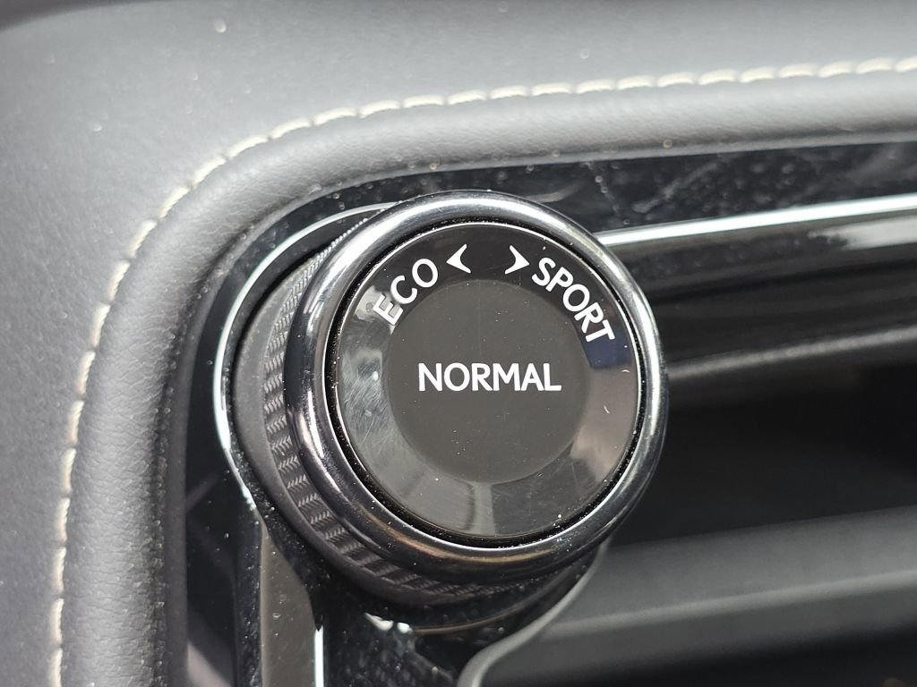 Certified 2025 Lexus NX 350 AWD image 4