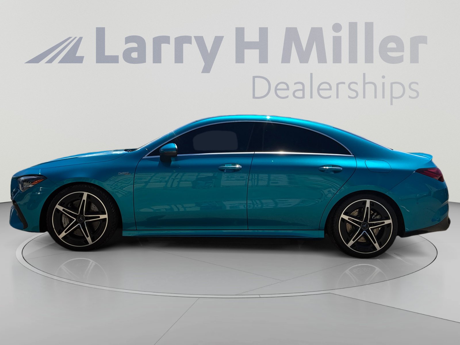 Used 2026 Mercedes-Benz CLA 35 AMG 4MATIC image 2