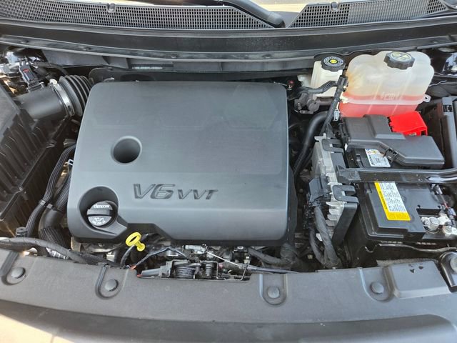 Used 2023 Chevrolet Traverse Premier w/ Redline Edition image 33