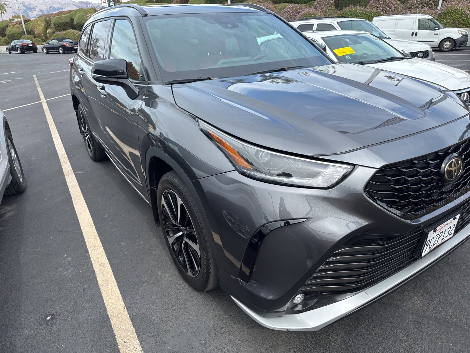 Used 2022 Toyota Highlander XSE