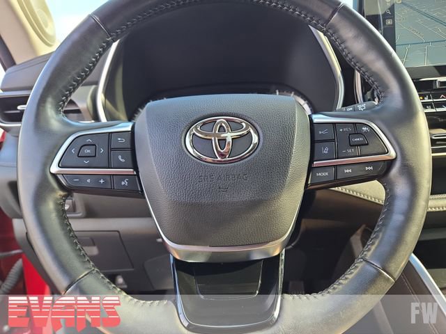 Used 2021 Toyota Highlander Limited image 17