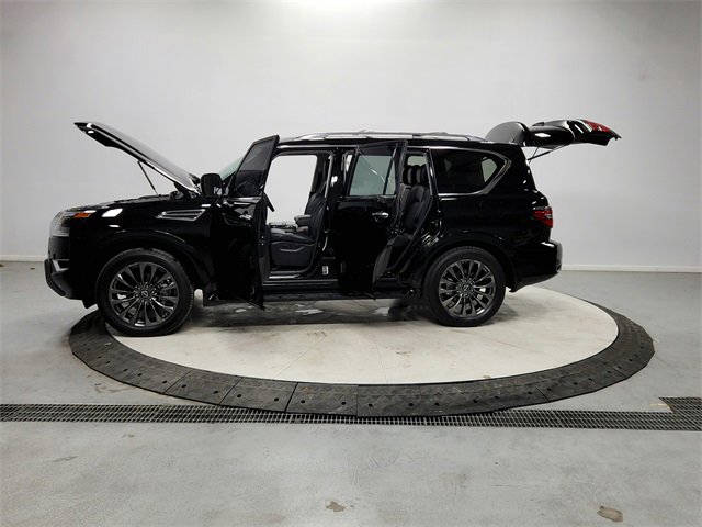 Used 2024 Nissan Armada Platinum w/ Cargo Package image 12
