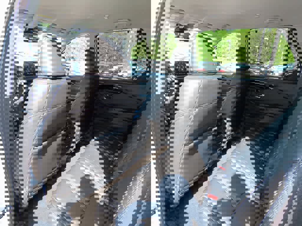 New 2025 Honda Pilot EX-L image 14