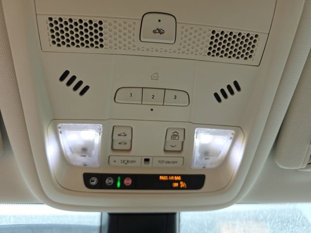 Used 2021 Cadillac XT6 Premium Luxury image 7