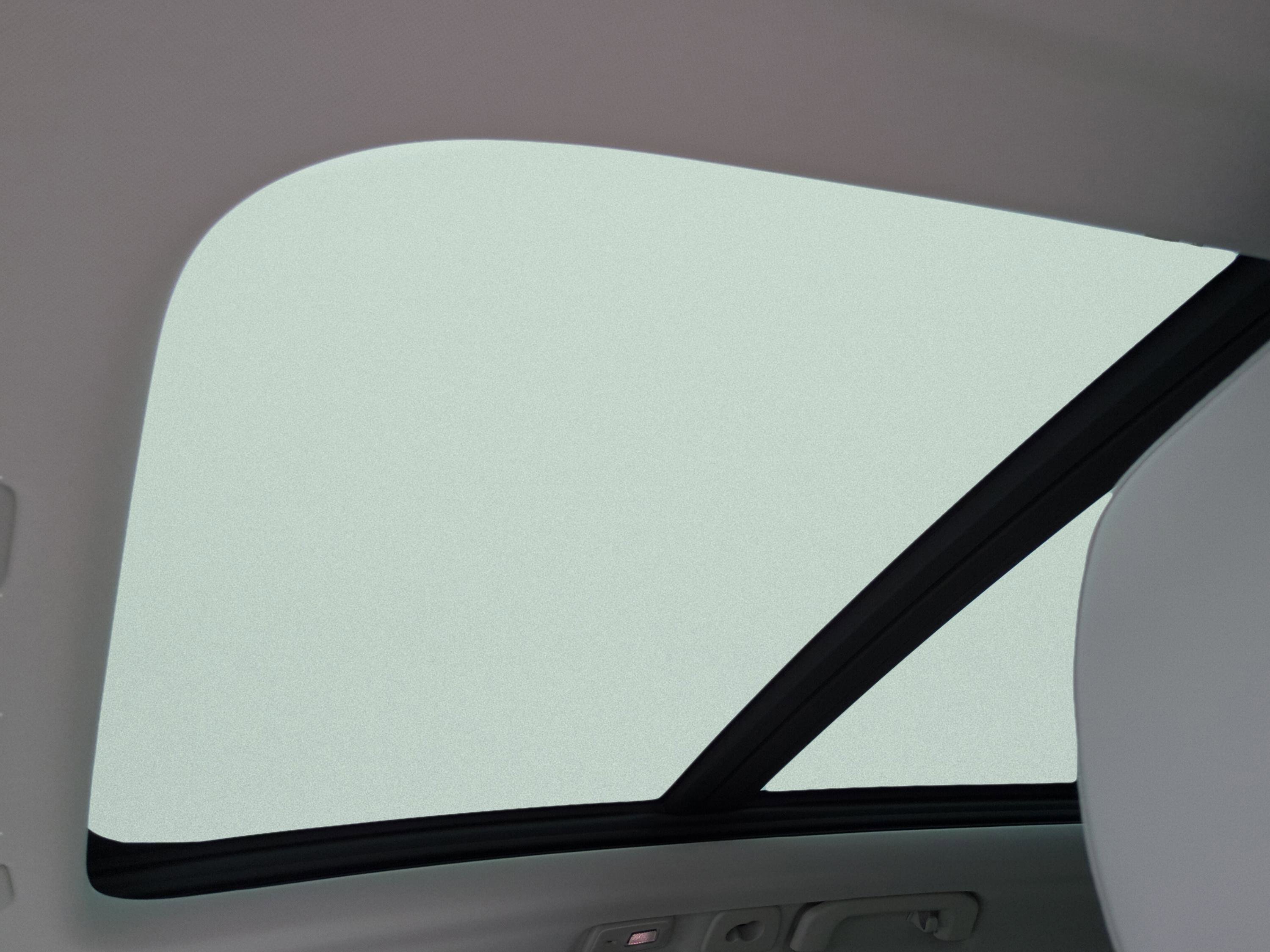 New 2026 Volvo XC60 B5 Ultra w/ Protection Package Premier image 15