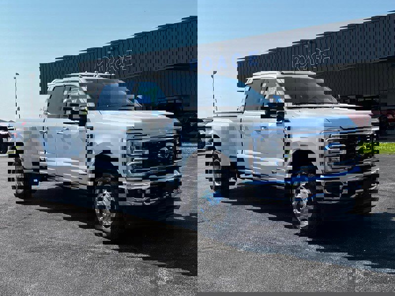 New 2025 Ford F350 Lariat w/ Lariat Ultimate Package