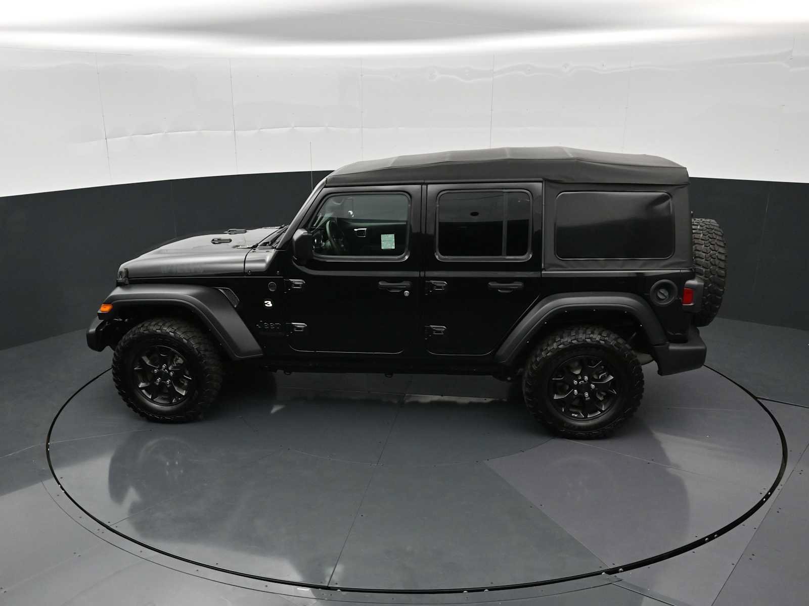 Used 2021 Jeep Wrangler Unlimited Sport AWD/4WD image 24