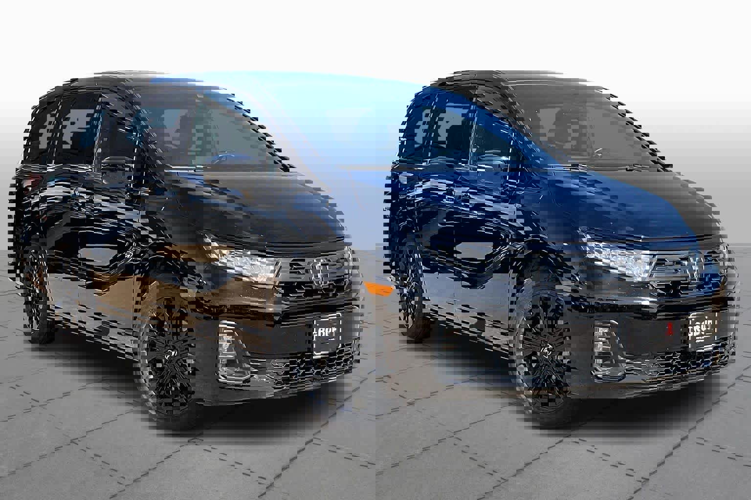 Used 2025 Honda Odyssey Sport-L image 2