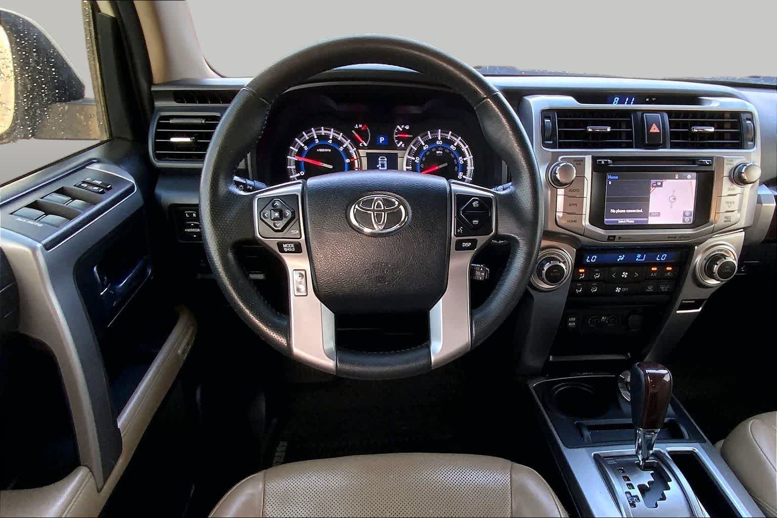 Used 2018 Toyota 4Runner Limited AWD/4WD image 6