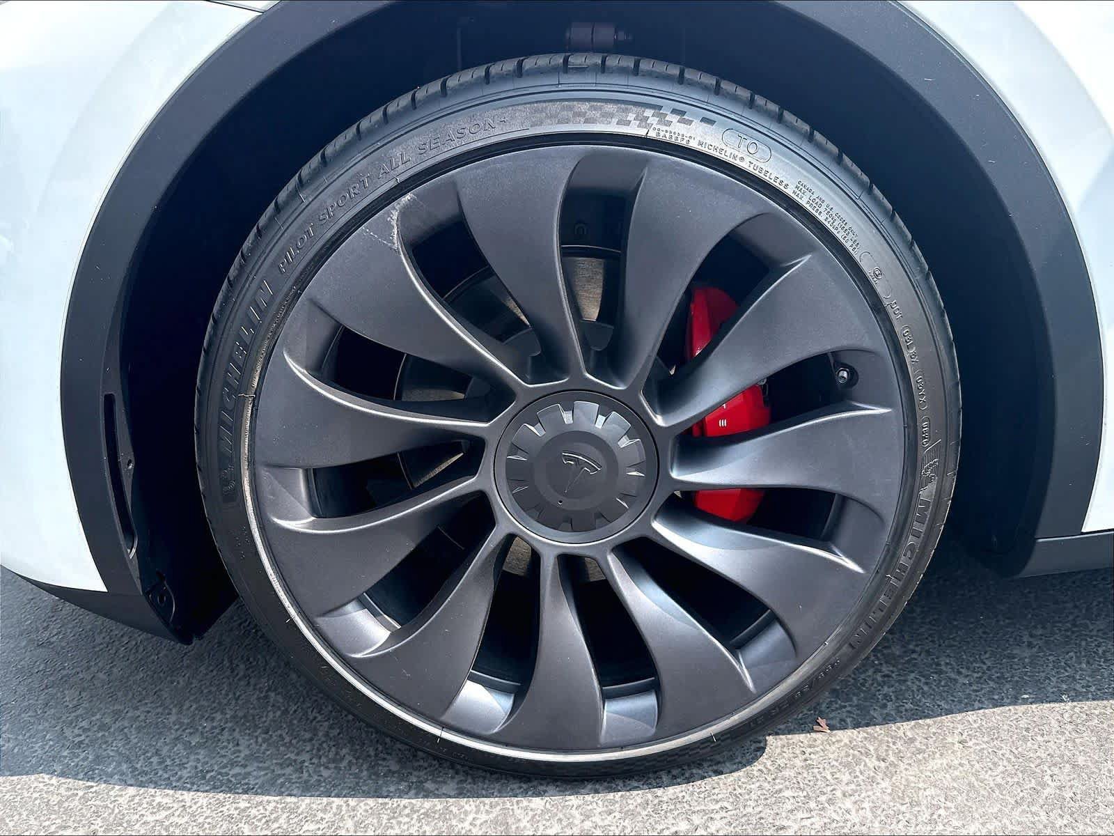 Used 2023 Tesla Model Y Performance AWD/4WD image 33