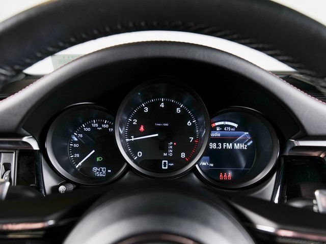Certified 2023 Porsche Macan AWD/4WD image 23