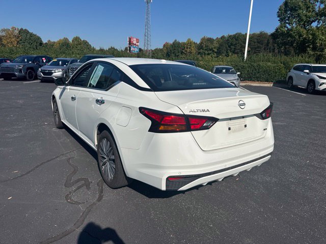 Used 2025 Nissan Altima 2.5 SV AWD/4WD image 7