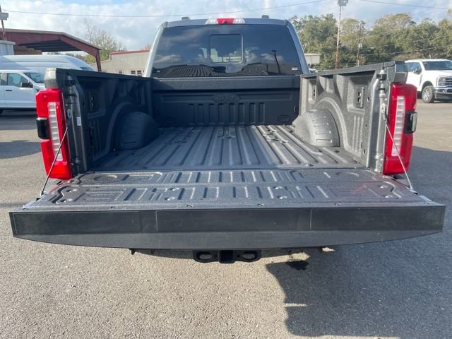 New 2026 Ford F250 Lariat w/ Black Appearance Package image 25