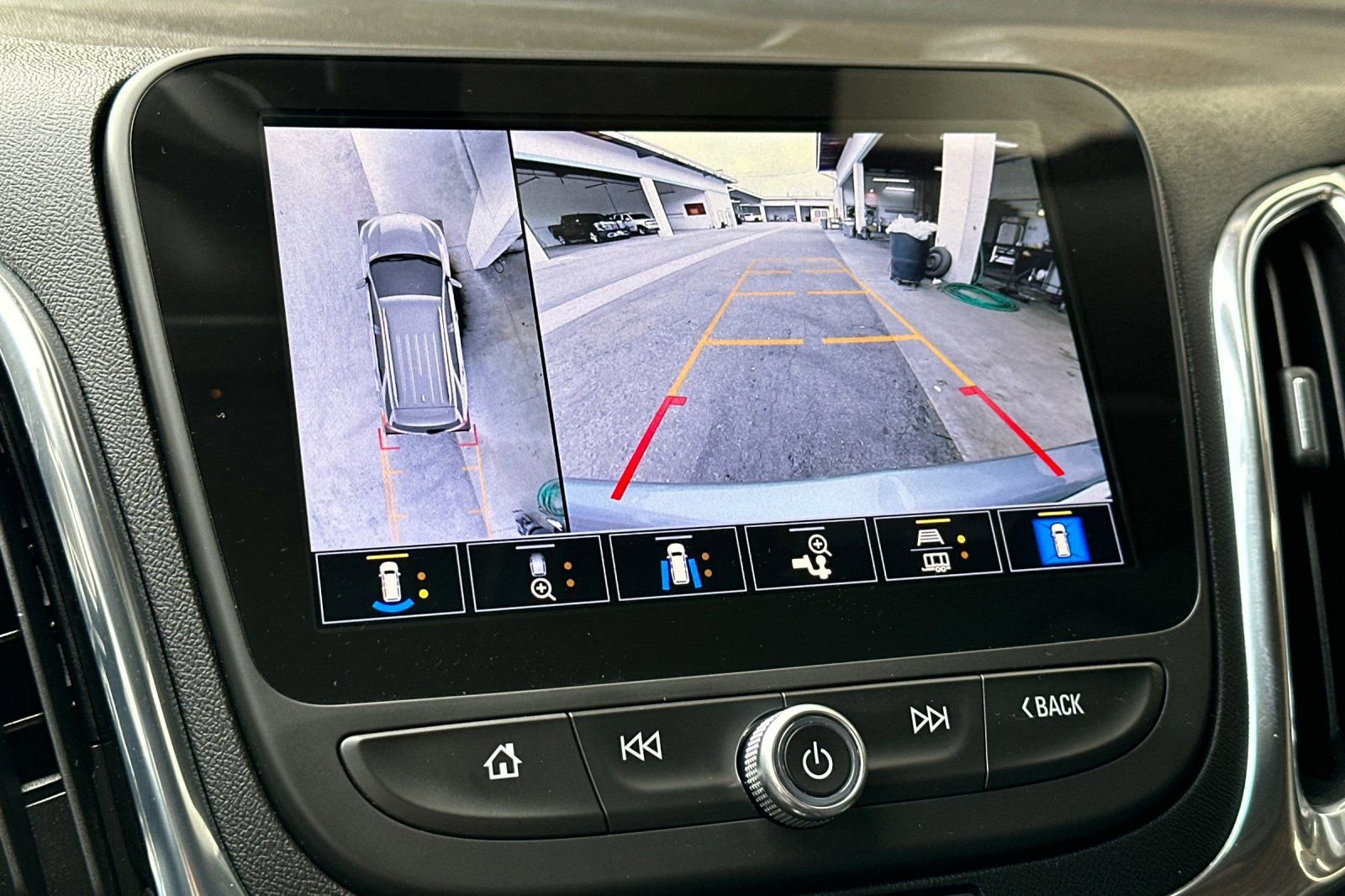 Certified 2024 Chevrolet Equinox LT image 26