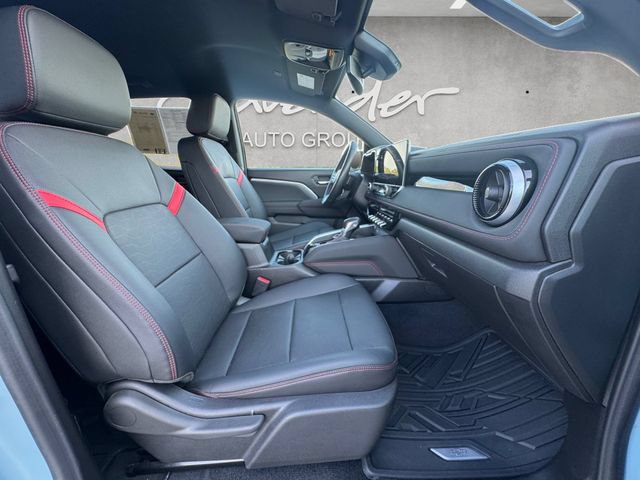 Certified 2025 Chevrolet Colorado Z71 w/ Technology Package AWD/4WD image 24