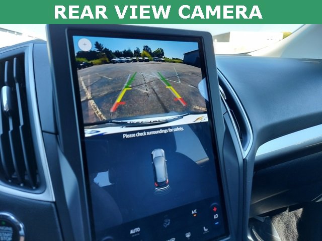 Used 2024 Ford Edge SEL image 5